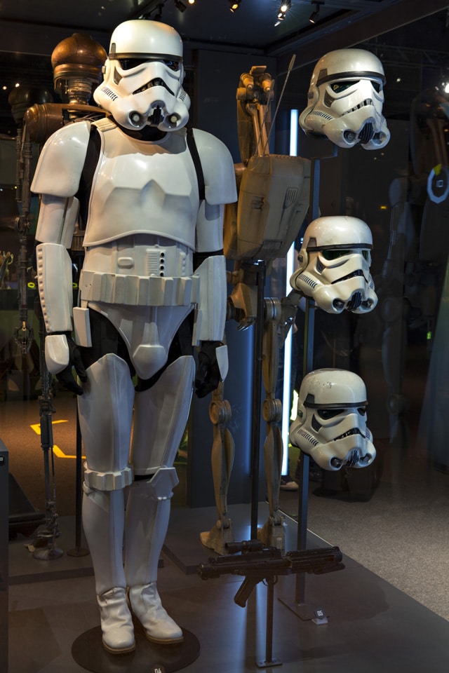 Star-Wars-identities-France2014-1