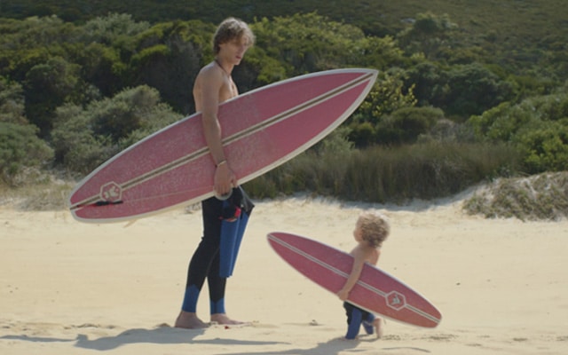 Evian lance sa nouvelle campagne « Baby Bay ». - KULTT
