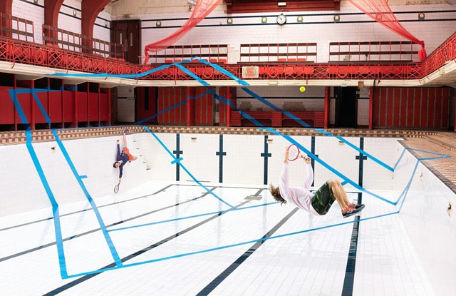 Anamorphose-Tennis-Ford-03