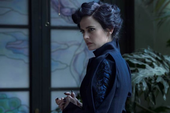 miss-peregrine-et-les-enfants-particuliers3