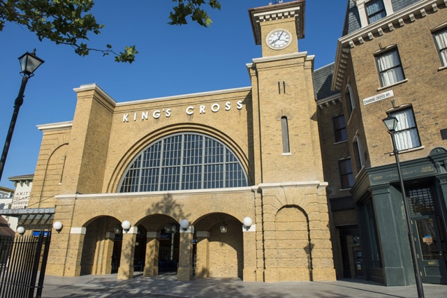 12_Kings-Cross-Station
