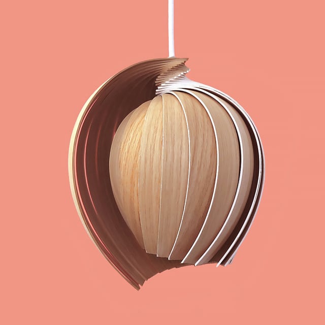 25-Lamp-in-natural-wood