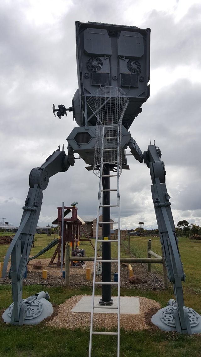 AT-ST-Walker-homemade2