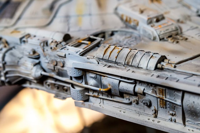 Bernard-Szukiel-Millenium-Falcon09