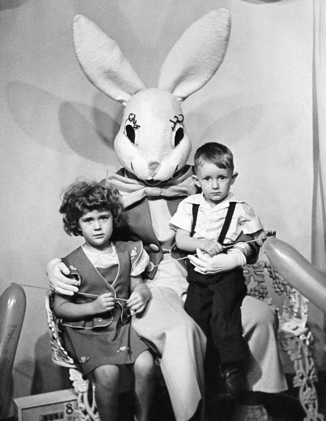 Easter-bunny-creepy