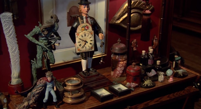 Guillermo-del-Toro---Welcome-to-Bleak-House2