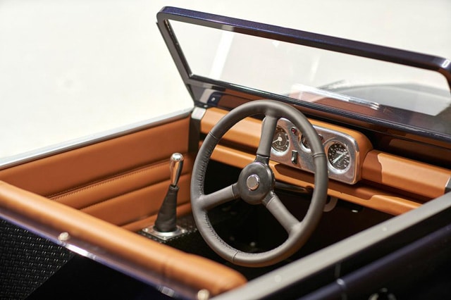 LandRoverDefenderpedalcar1