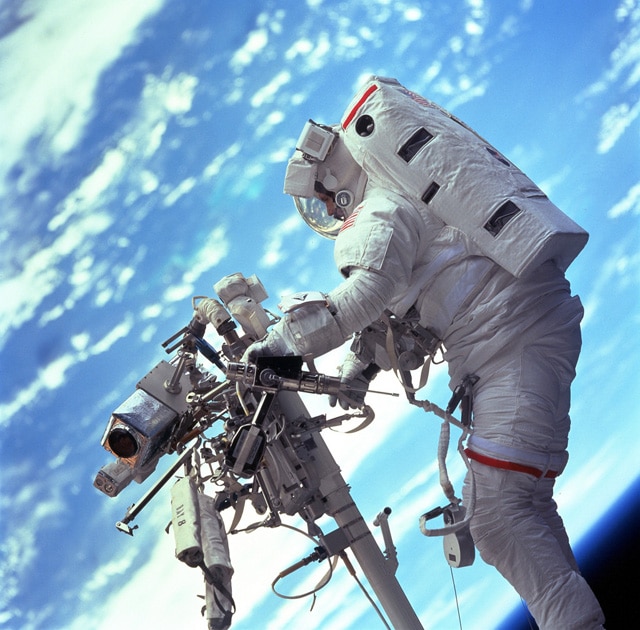 NASA-Gravity-02