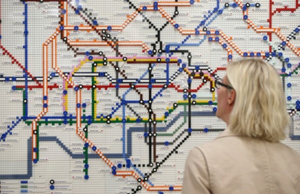 Subway-London-Map-Lego-03