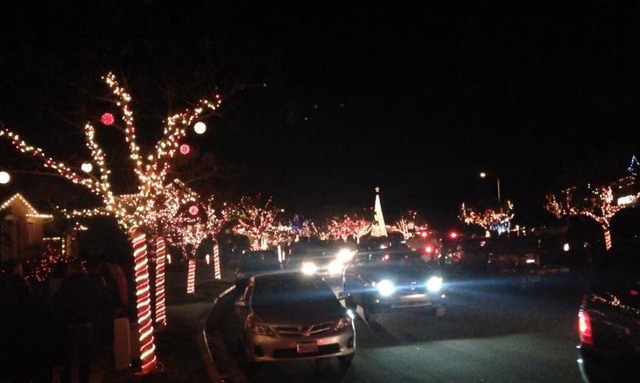 christmas-light-show-yucaipa-mariah-carey2