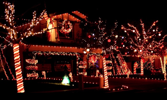 christmas-light-show-yucaipa-mariah-carey4