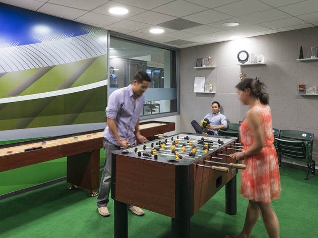 hulu-santa-monica-office-8