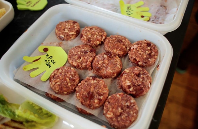 human_burgers_to_be_given_away_free_in_london0