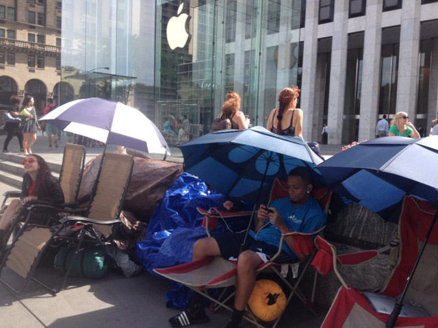 iphone6-appleStore-NYC-0