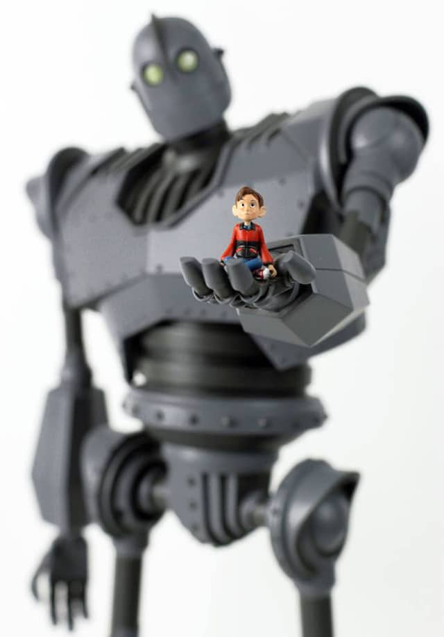 irongiant-mondo-02