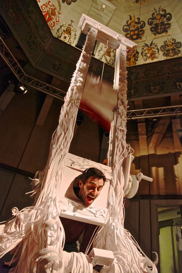 papercuts-exhibition05