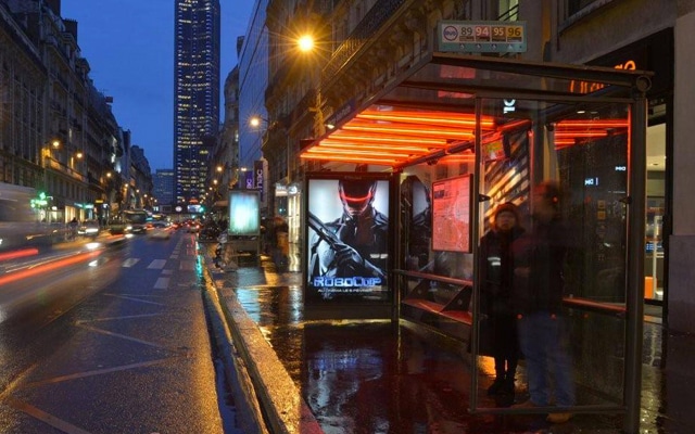 robocop-abribus