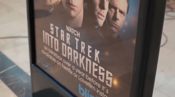 star-trek-teleportation-stuns-shoppers00