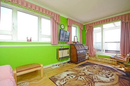terriblerealestateagentphotos14